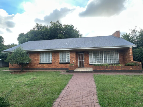 Deceased Estate - 4 Bedroom Family Home In Meyerton