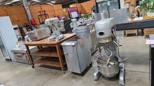 Catering Furniture & Equip & Large Quantity Of Designer Labe