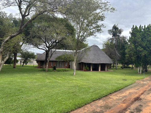 Thabazimbi / Dwaalboom - ±1113 Ha - Tender - Game Farm
