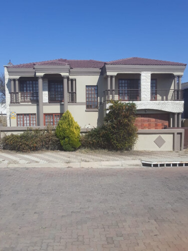 Auction - 6 Bedroom Dwelling, Celtic Meadows, Polokwane