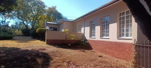 Business Rescue: 4 Bed Home (+2 Flatlets), Lyttelton Manor