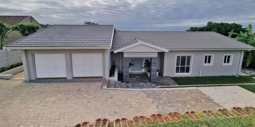 Stylish Home In La Lucia