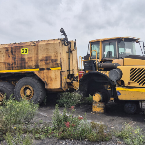 Redundant Earthmoving & Yellow Metal Equip Of Mining Company